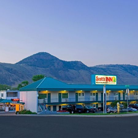 Scott'S Inn & Suites Камлупс Екстериор снимка