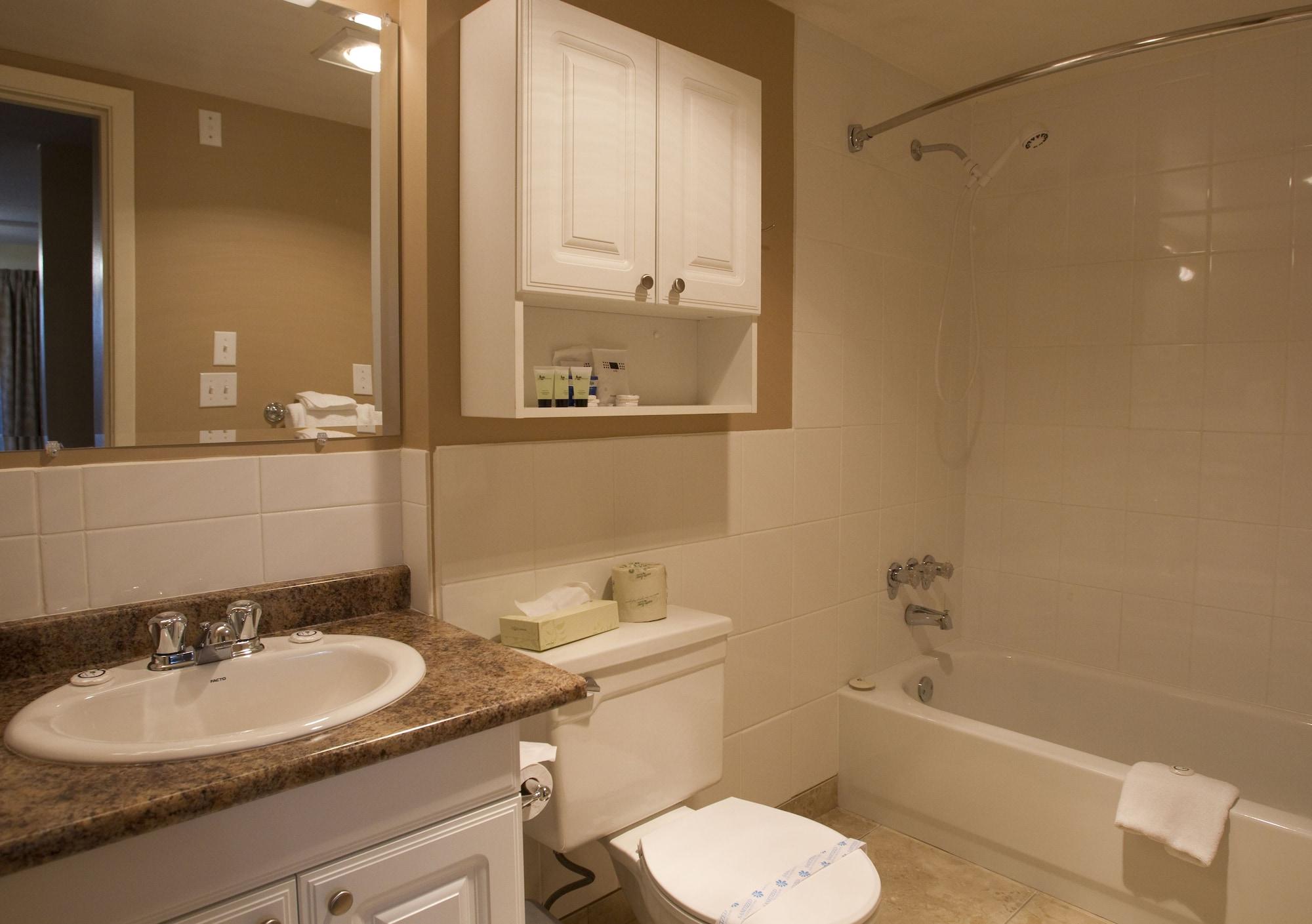 Scott'S Inn & Suites Камлупс Екстериор снимка